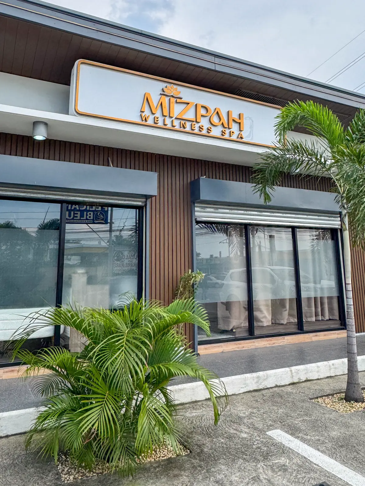 MIZPAH storefront on Covelandia Road